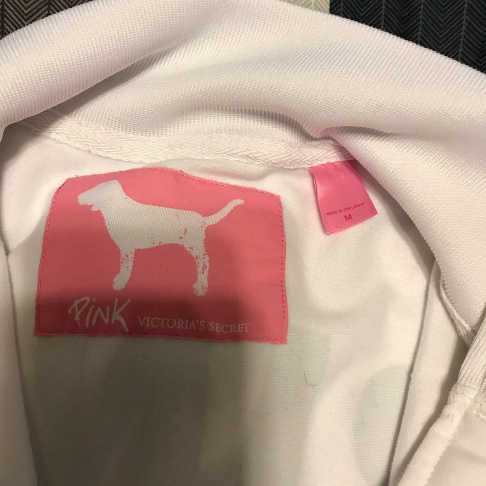 VS-Victoria secret jogging outfit.